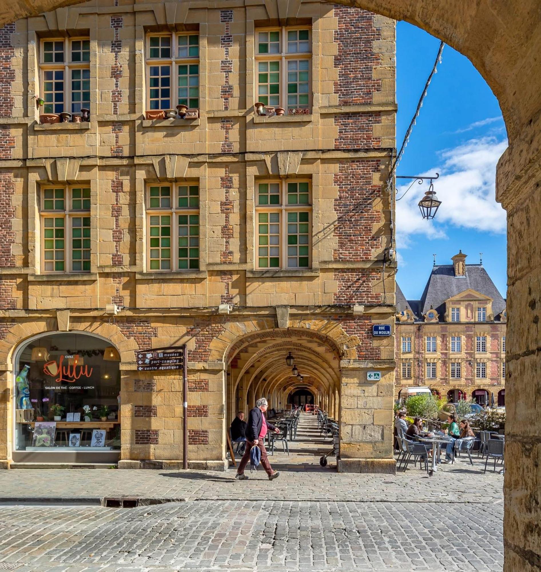 Le Petit Ardennais Charleville-Mézières 외부 사진