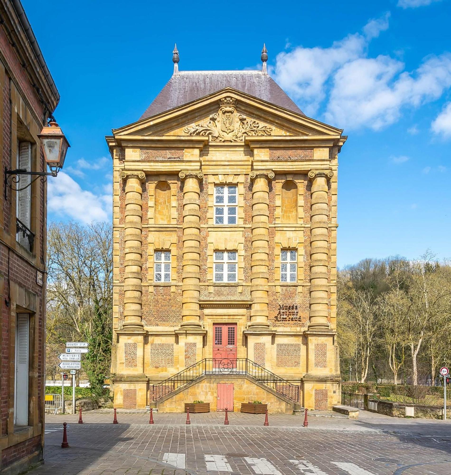 Le Petit Ardennais Charleville-Mézières 외부 사진